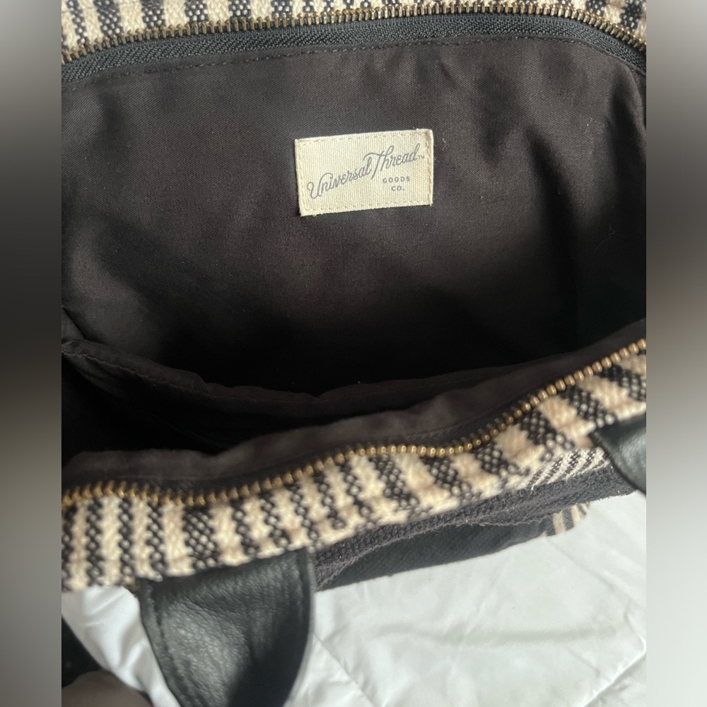 Universal Thread Backpack - image 2